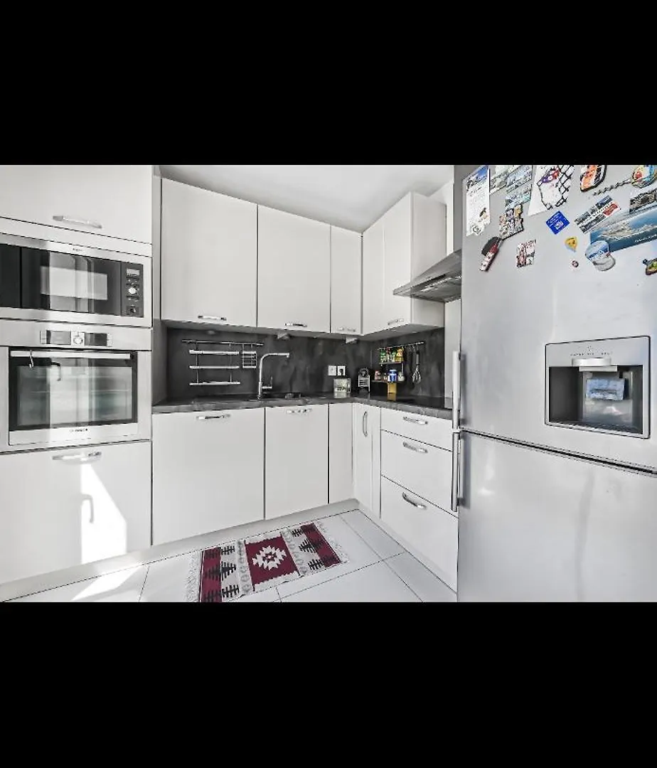 Homestay Sejournez A La Maison Du Bonheur, Chambre Cosy Dans Une Maison Familiale A 2 Pas De Paris, Parking Prive Possible Moyennant Des Frais Bagneux